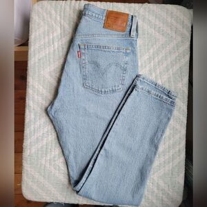 Sz 27 Levis Jeans